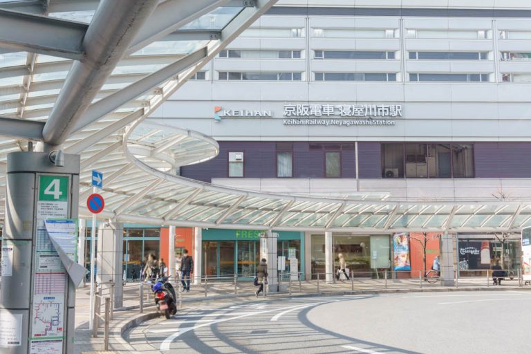 ドラマ「京阪沿線物語」で寝屋川市駅がロケ地になったみたい。第9話の重要シーンにて2分半くらい映ってた 寝屋川つーしん