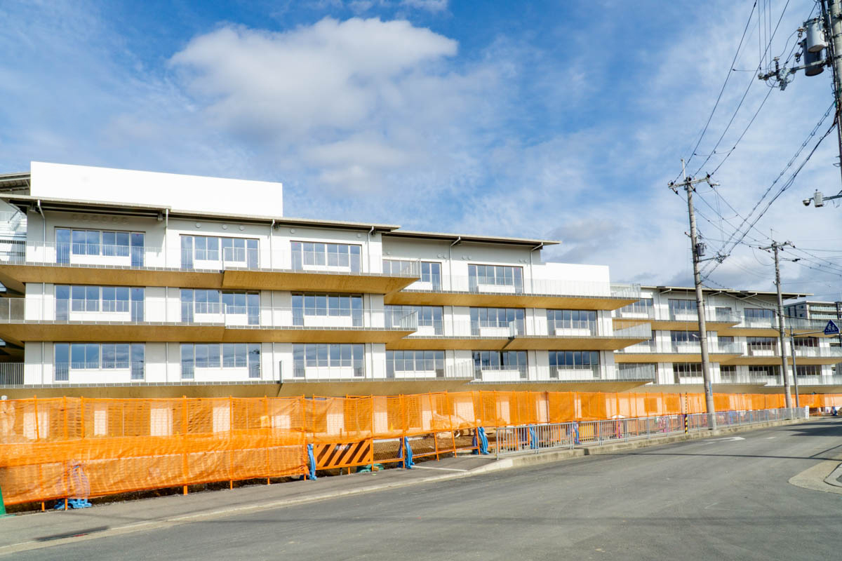 寝屋川公園ちかくにつくってる小中一貫校「望が丘小･中学校」がほぼできてる 寝屋川つーしん
