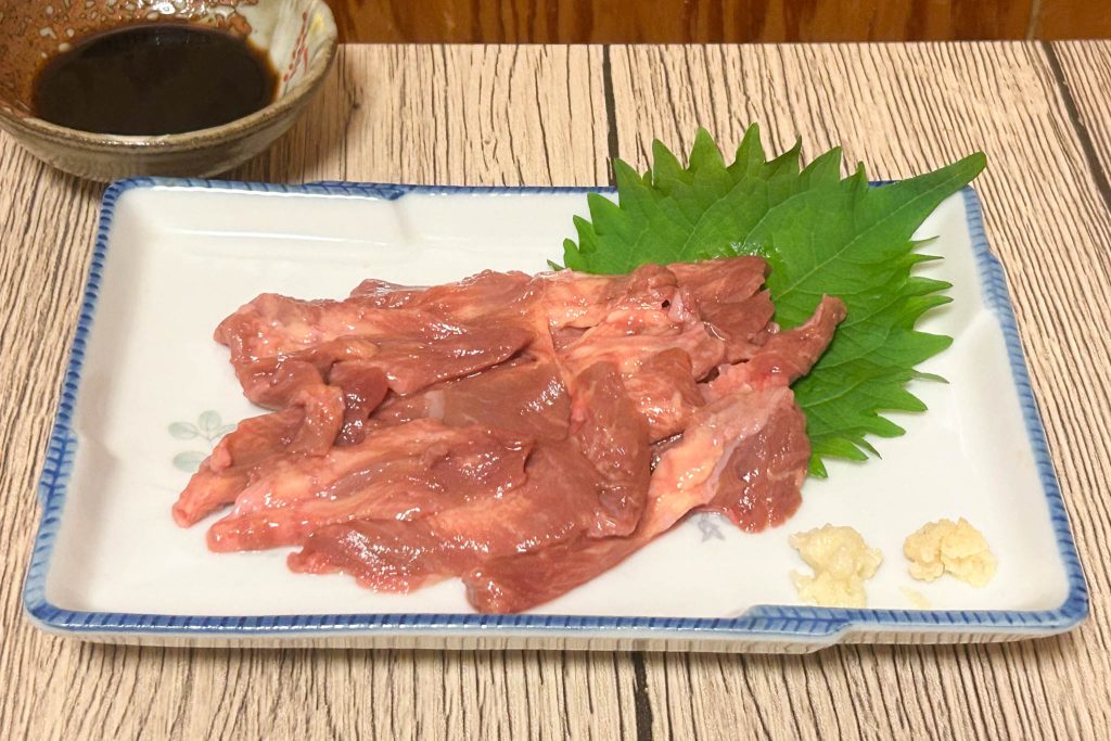 馬タン刺し