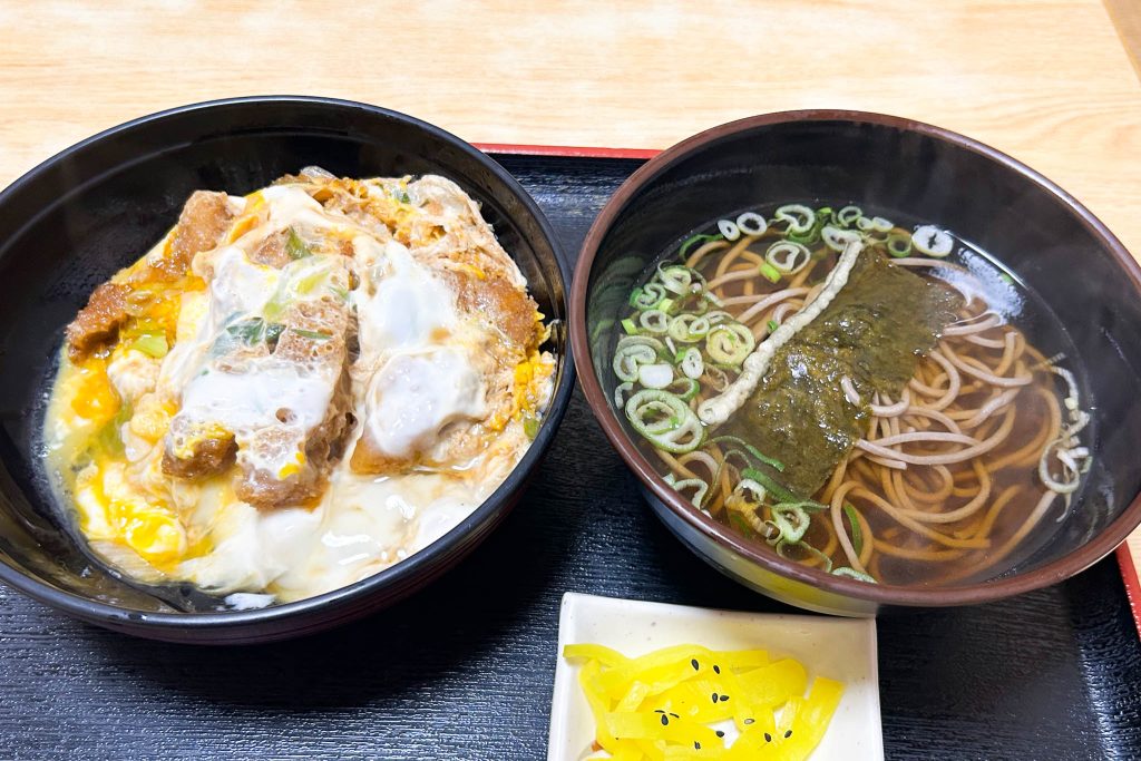 カツ丼定食
