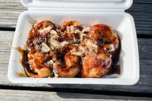 ラ・ムー寝屋川店 PAKU-PAKUの100円たこ焼き