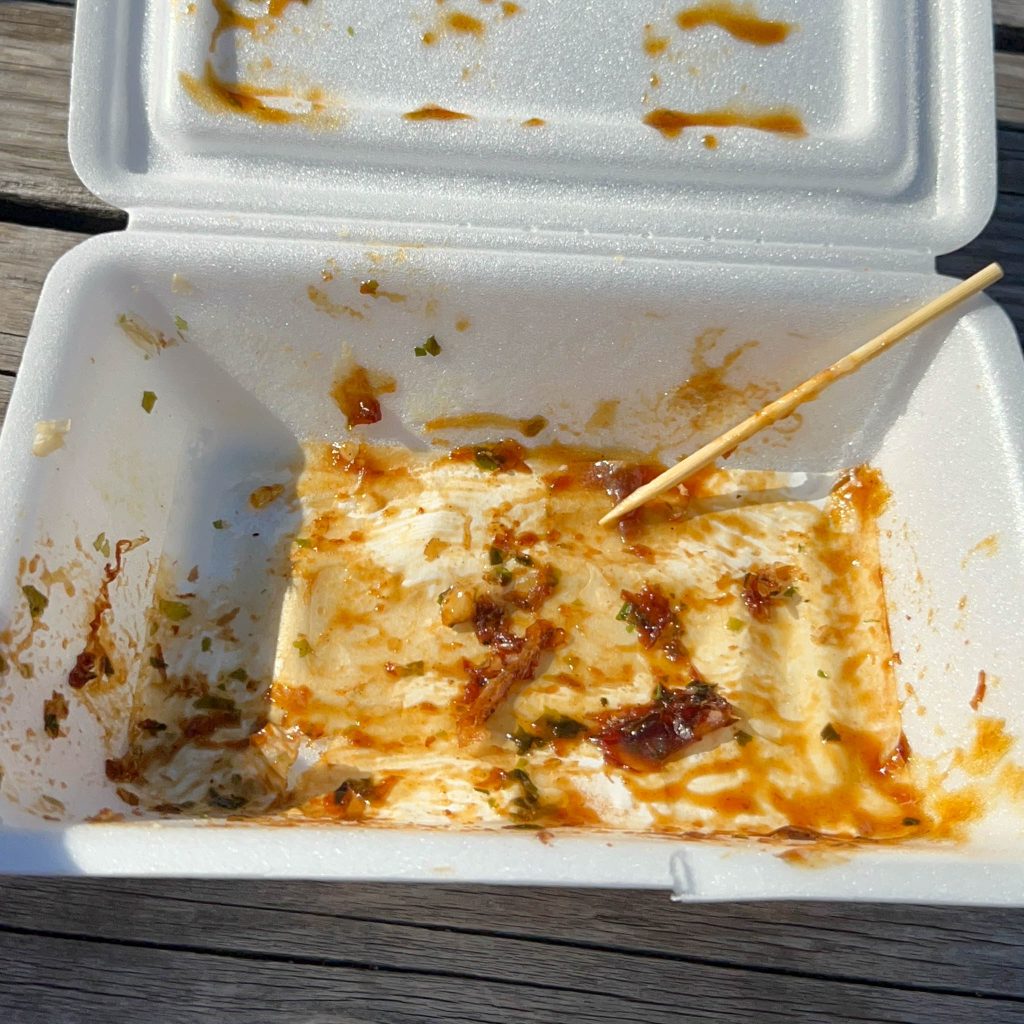 食べ終わった後のパック