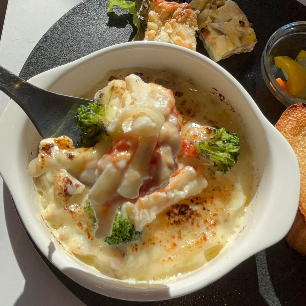 グラタンの箸上げ