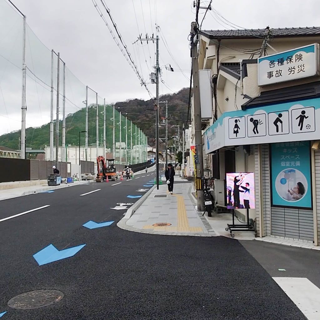 四条畷学園前の交差点