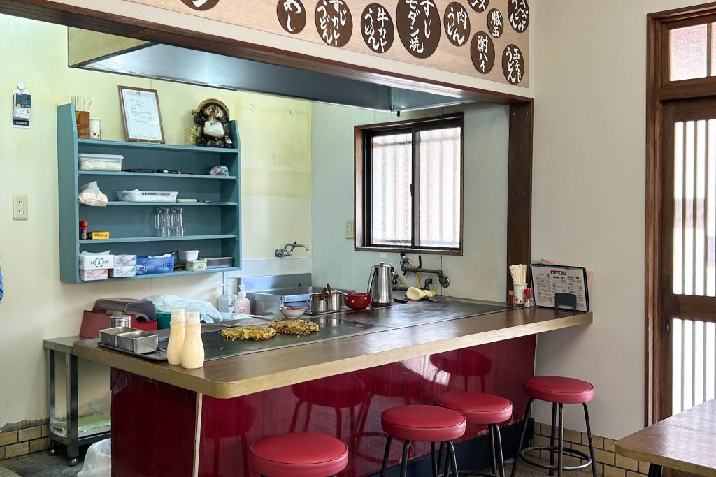 店内カウンター