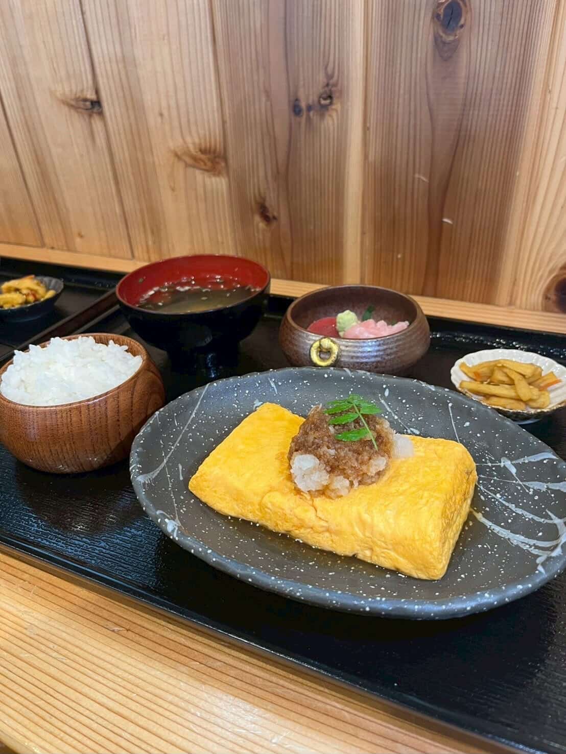 寝屋川市香里新町の海鮮処 宮川 だし巻き定食