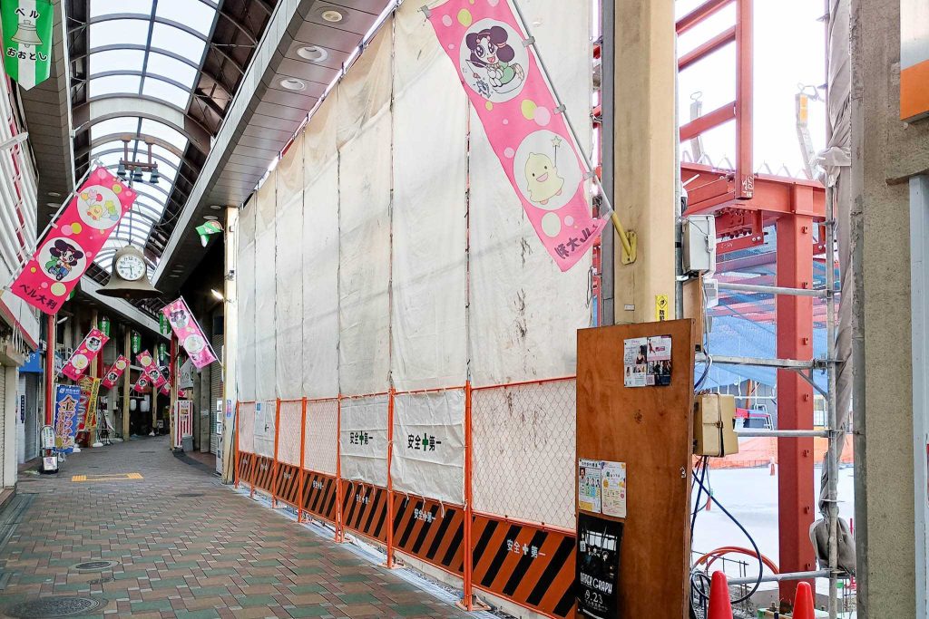 寝屋川市東大利町のセブンイレブン寝屋川東大利町店