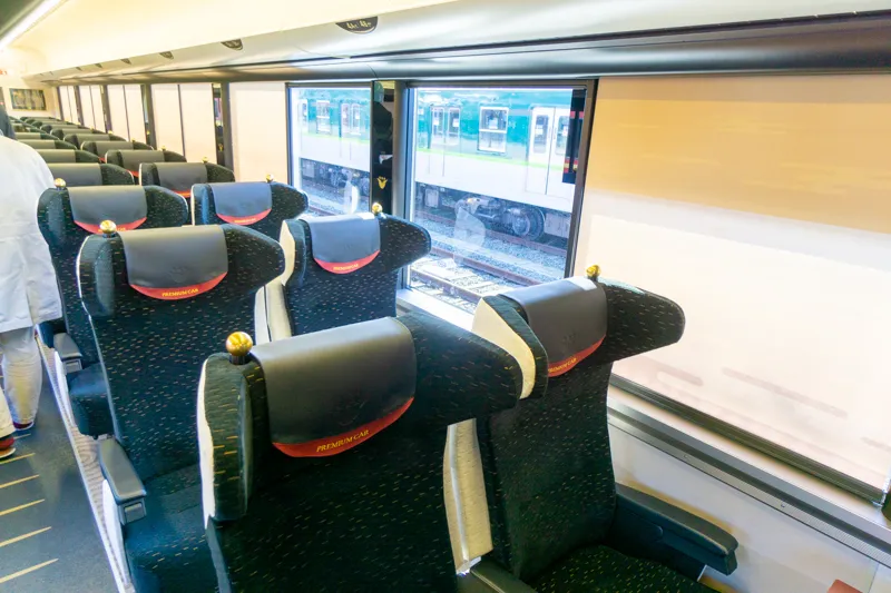 京阪電車 プレミアムカー