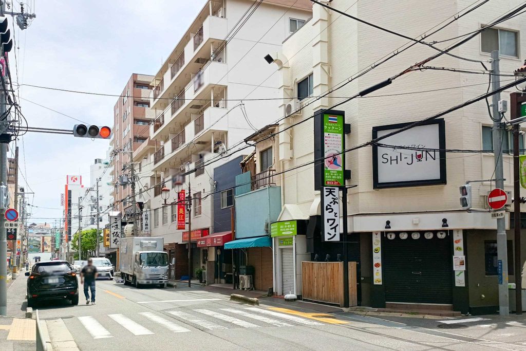 寝屋川市香里新町 お好み焼き・鉄板バル とも家