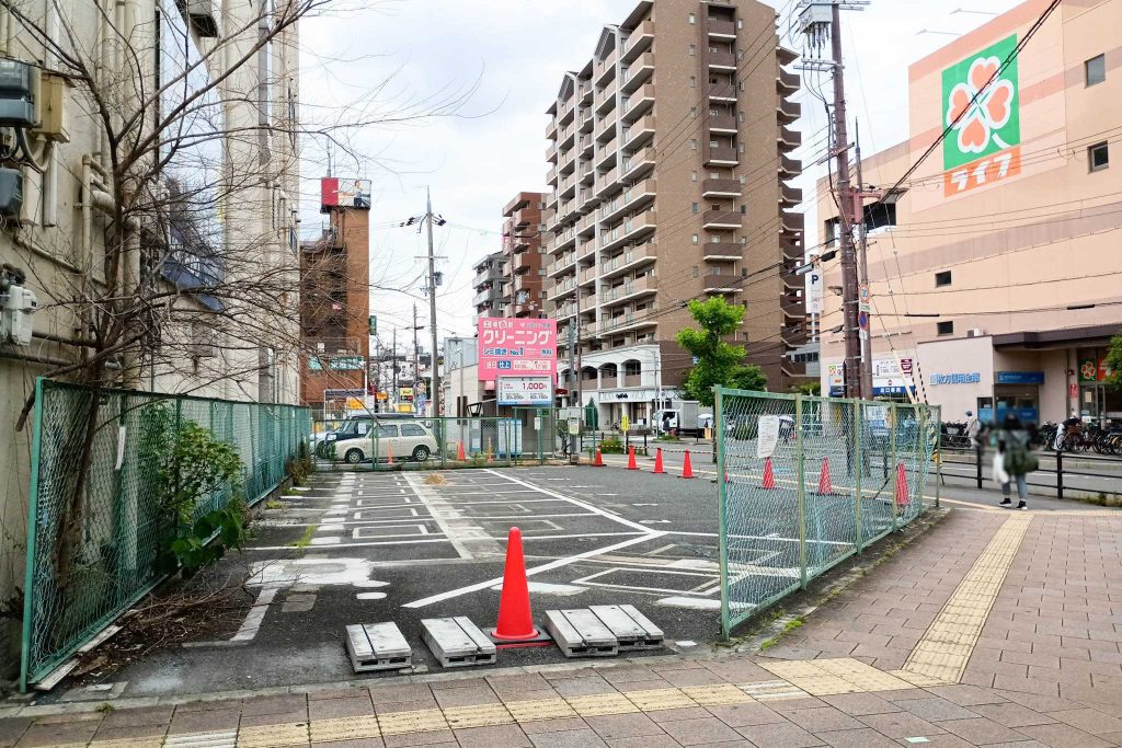 寝屋川市香里新町 香里園駅 5階建てテナントビル