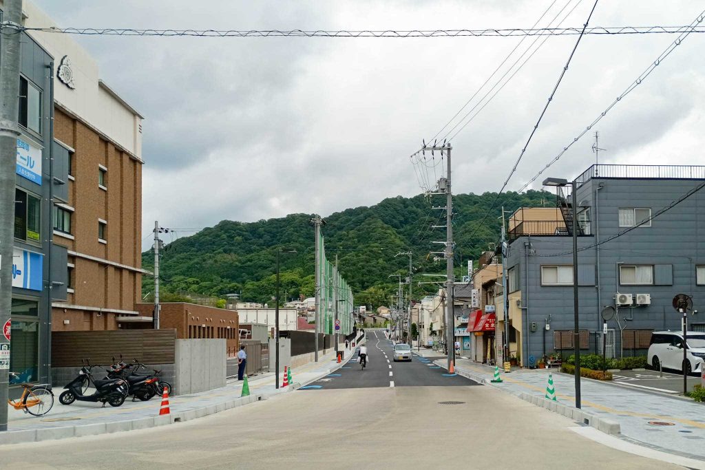 大東市学園町 四条畷駅 四条畷駅前東線