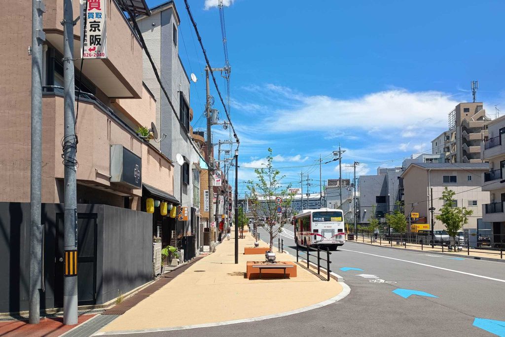 寝屋川市大利町 府道18号線 メタセコイア