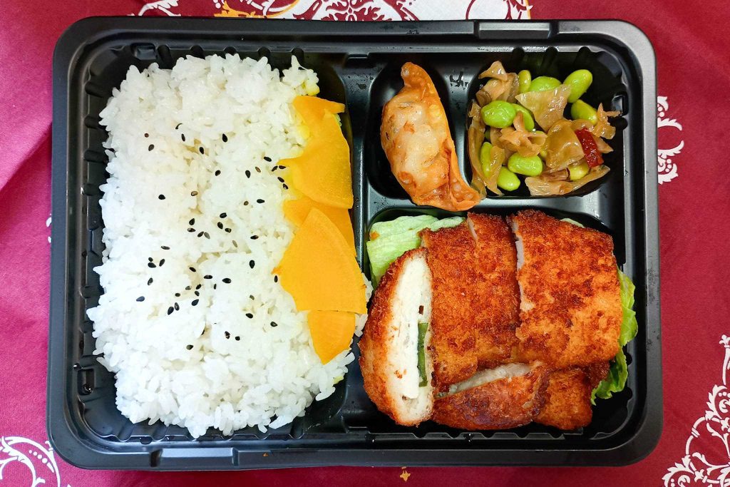 寝屋川市東大利町 元気食堂 鴻瑞興 チキンカツお弁当