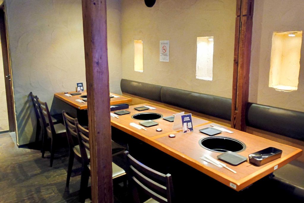 寝屋川市下神田町 タンとハラミ ベンテン 客席
