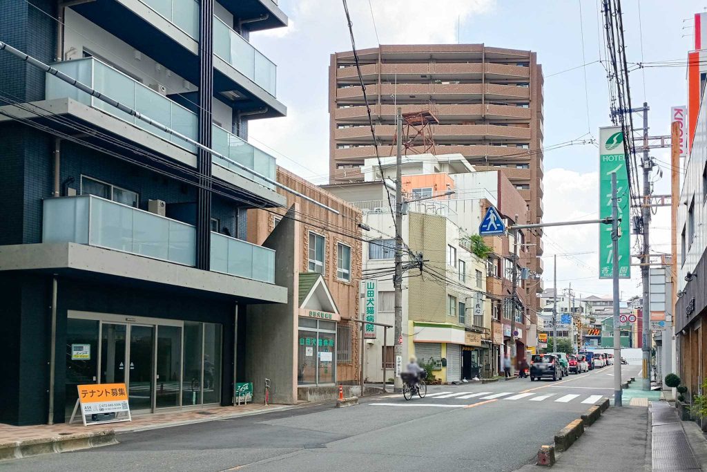 寝屋川市香里北之町 店舗付きマンション
