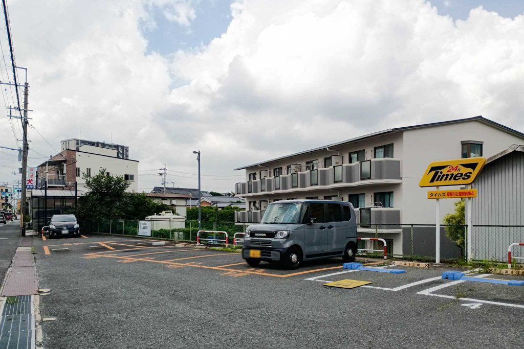 寝屋川市打上中町　タイムズ 寝屋川公園駅前第4