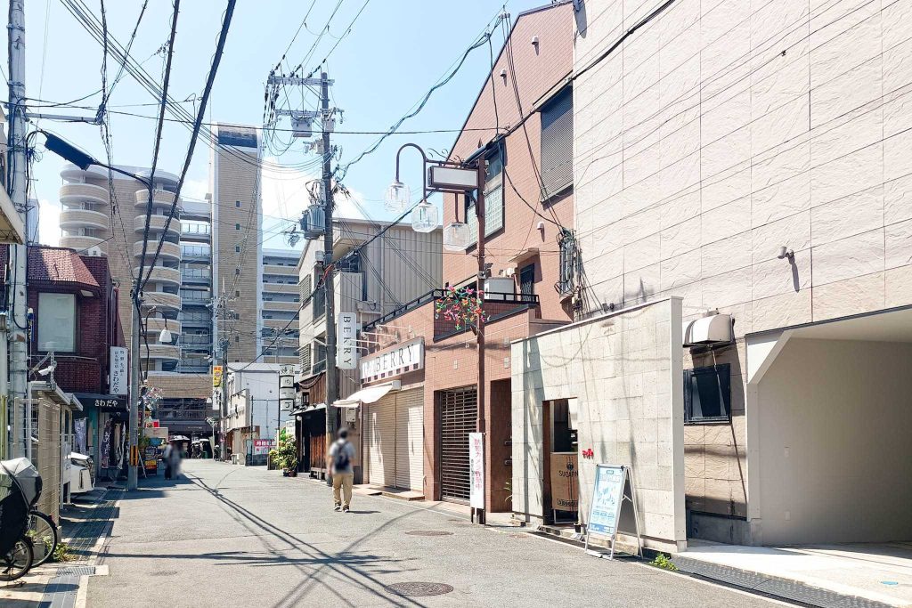 寝屋川市香里南之町 sofe 背徳飯