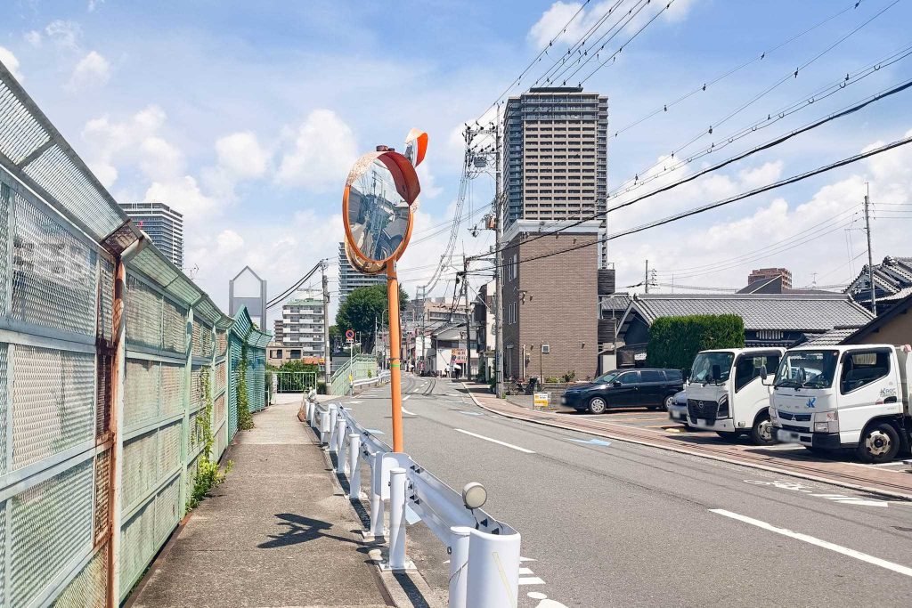 寝屋川市郡元町 タイムズカー 寝屋川市郡元町ステーション