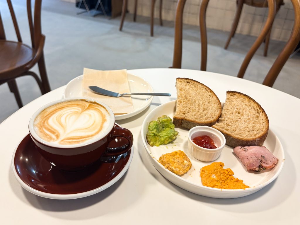 寝屋川市香里南之町 sofe Cafe Latte PLATE MENU Small