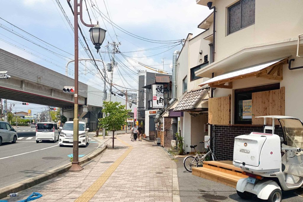 寝屋川市八坂町 えふエフ