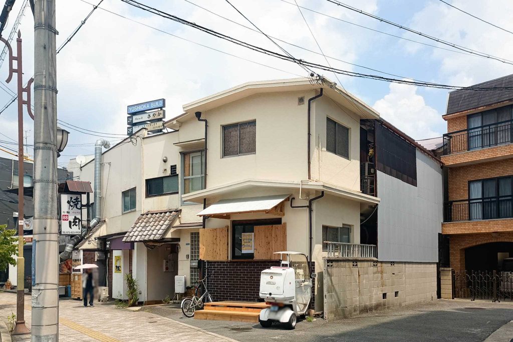 寝屋川市八坂町 えふエフ