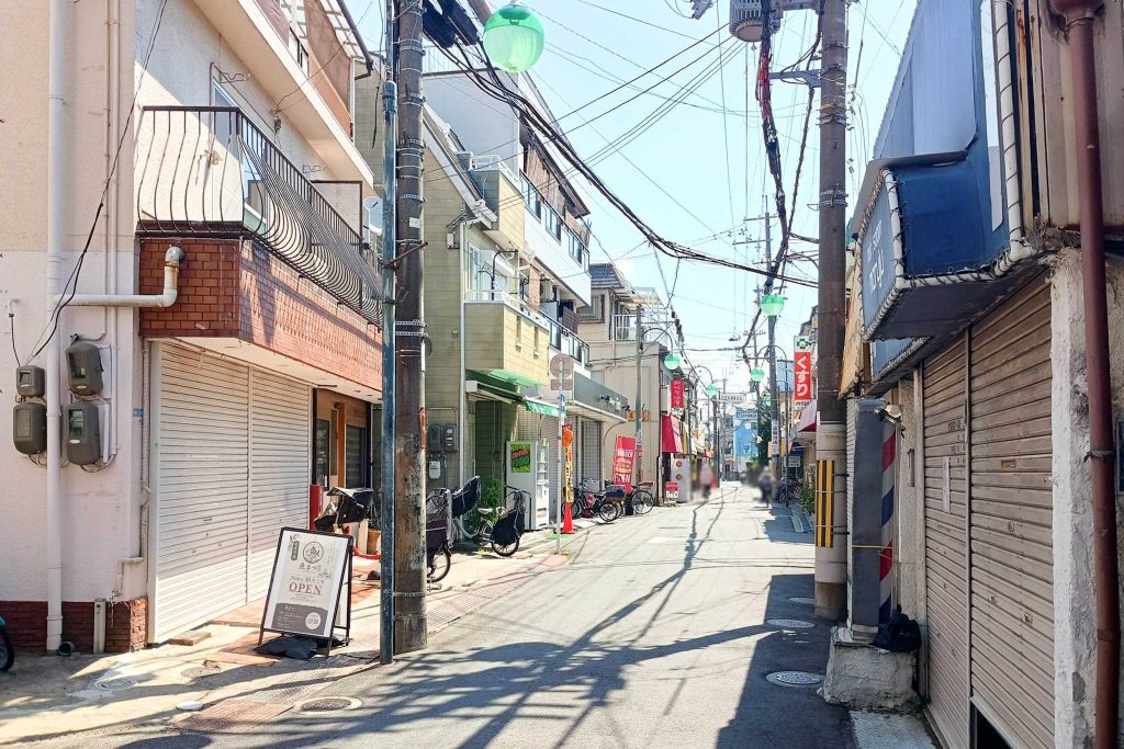 寝屋川市池田東町 魚まつ