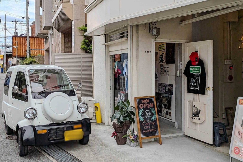 寝屋川市東大利町 room102
