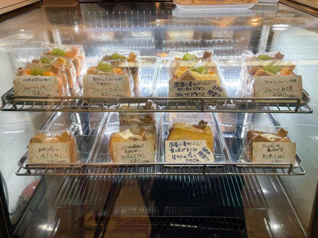 寝屋川市早子町 ハイジのお店 シフォンケーキ