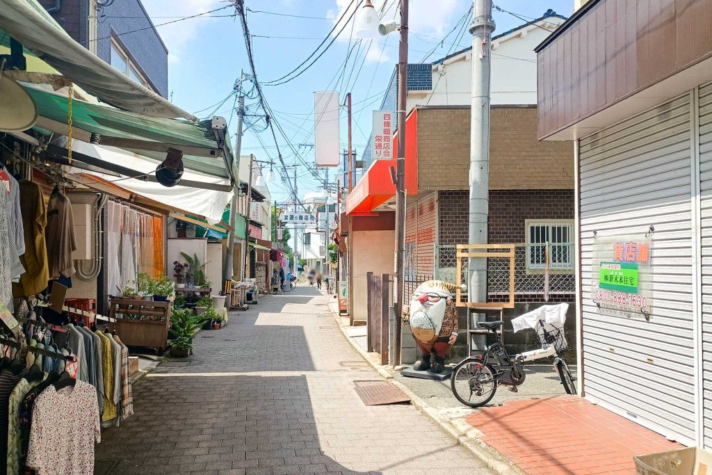 四條畷市楠公 サンタのパンや