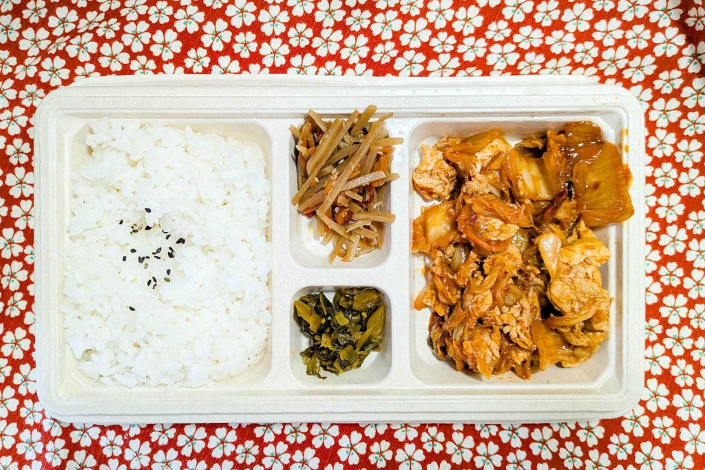 寝屋川市八坂町　えふエフ　日替わり弁当　豚キムチ