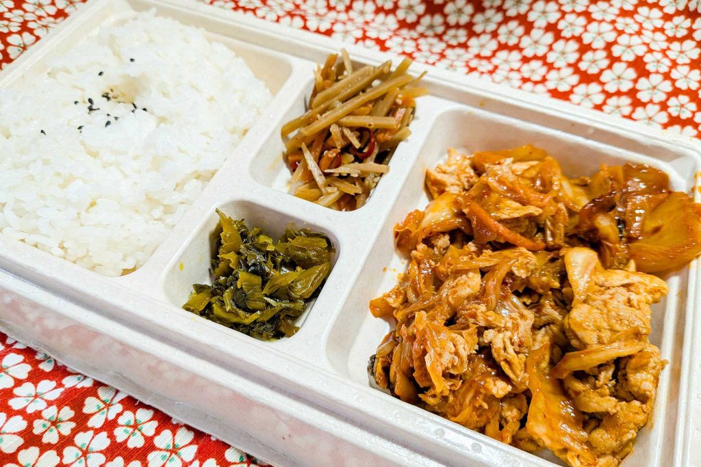 寝屋川市八坂町　えふエフ　日替わり弁当　豚キムチ