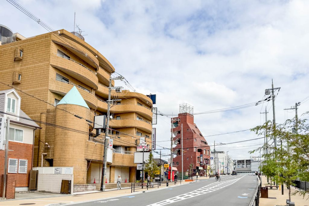 寝屋川市大利町 ダイソー