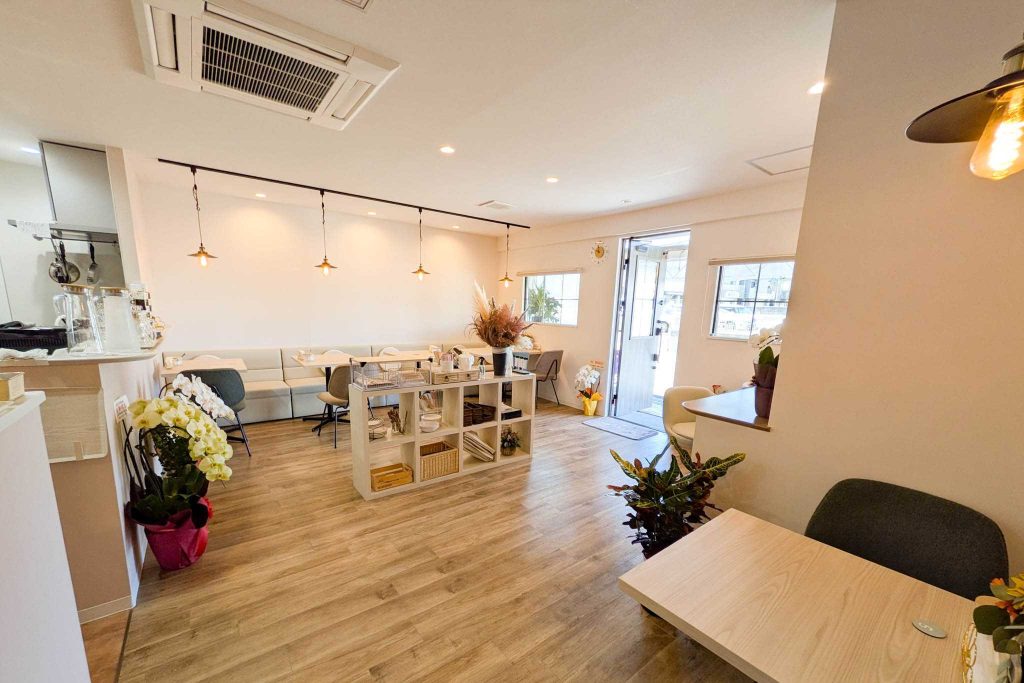 寝屋川市萱島本町　cafe franc
