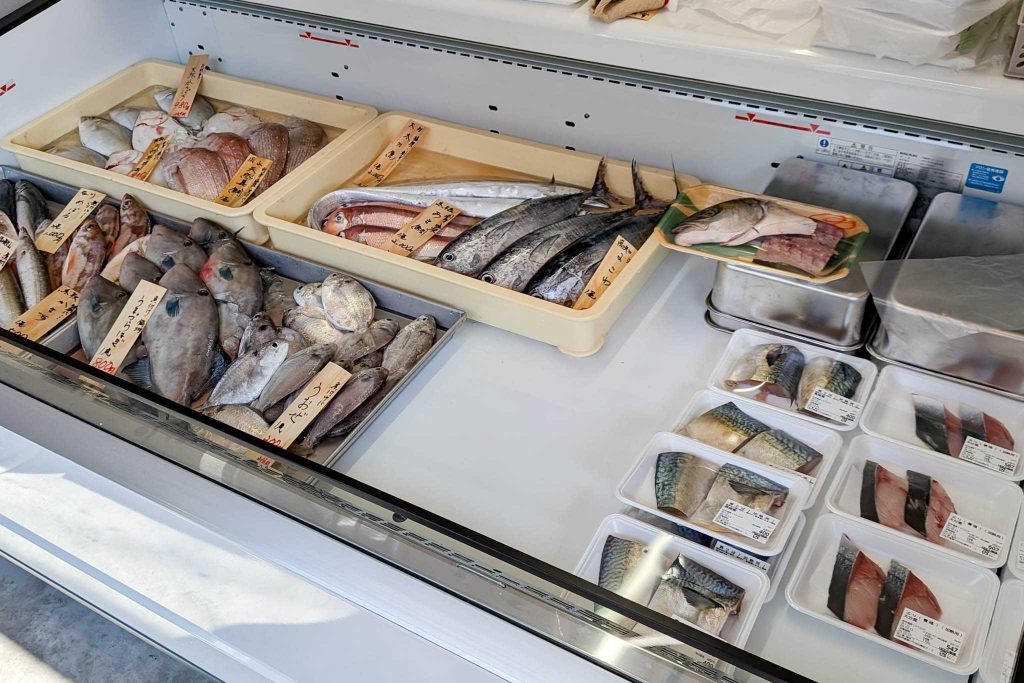 寝屋川市池田東町 魚まつ