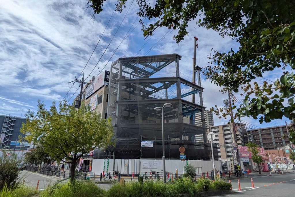 寝屋川市香里新町 5階だてテナントビル