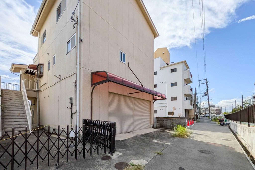 寝屋川市東大利町
