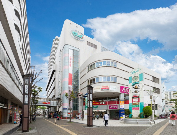 大阪・枚方市駅直結の商業施設枚方ビオルネ外観