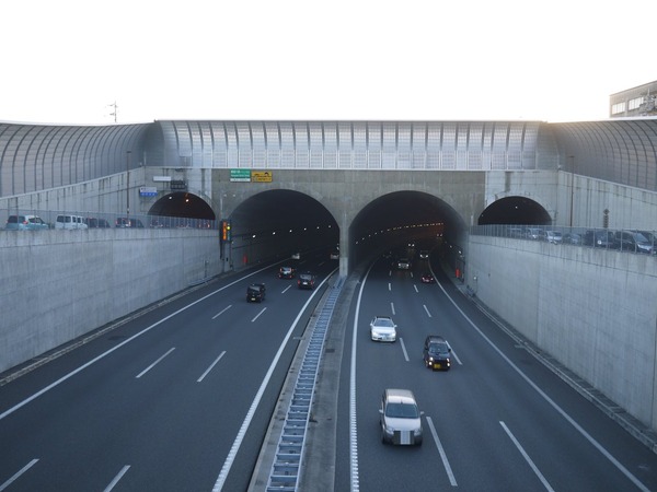 寝屋川トンネル