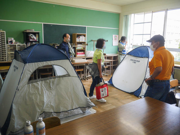 コロナ対応 避難所見学会-15