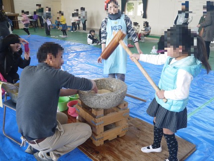 餅つき2