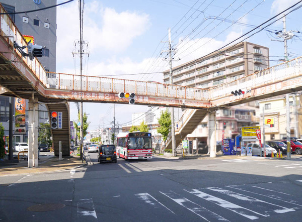 池田本町第二歩道橋-5