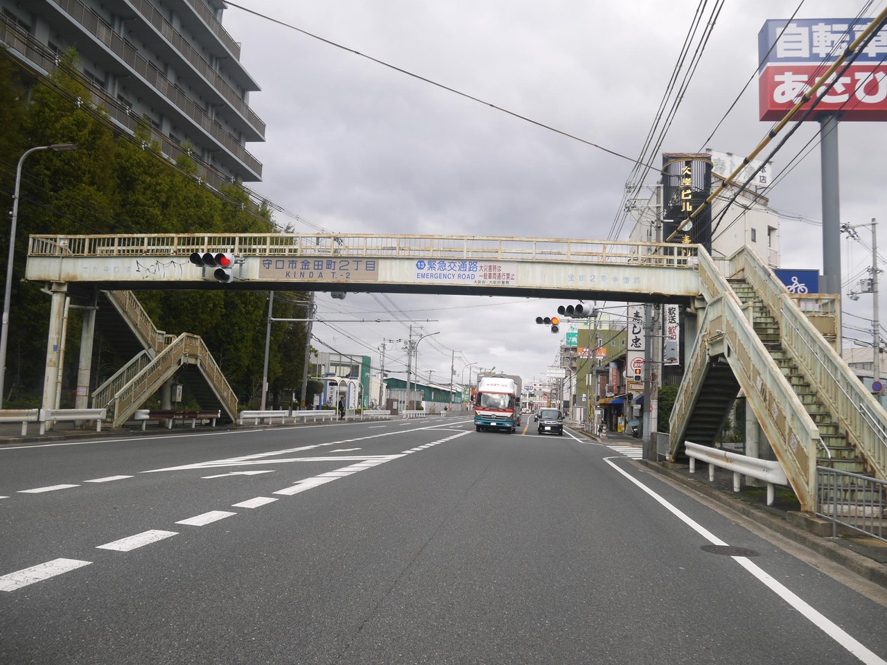 金田2号歩道橋が撤去されてなくなってる！府道13号線の光景がスッキリ！